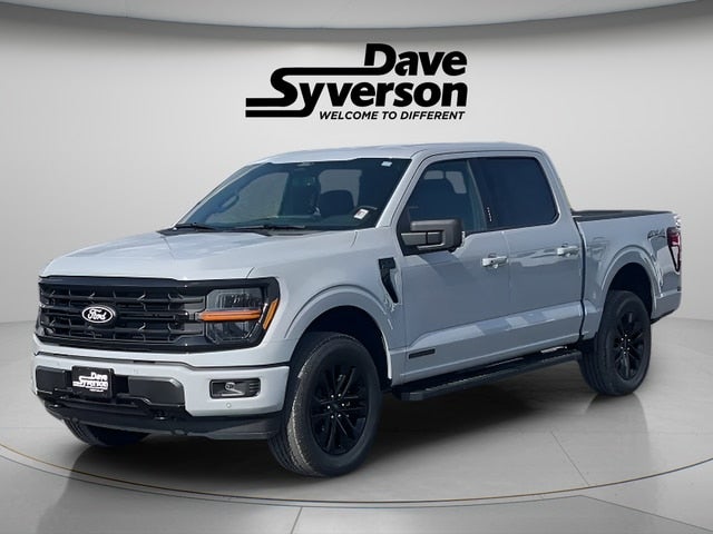 2026 Ford F-150 XLT in Avalanche — front three-quarter view