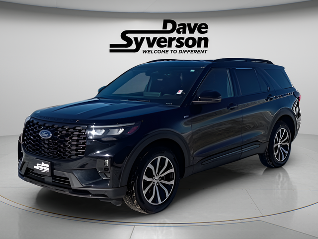 2025 Ford Explorer ST-Line in Black Metallic — front three-quarter view